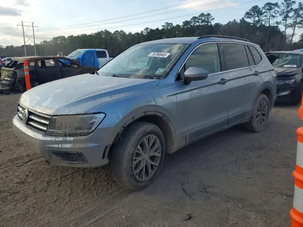 3VV3B7AX8LM003551 2020 VOLKSWAGEN TIGUAN - Image 1