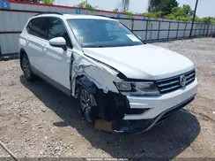 3VV3B7AX8LM013996 2020 VOLKSWAGEN TIGUAN