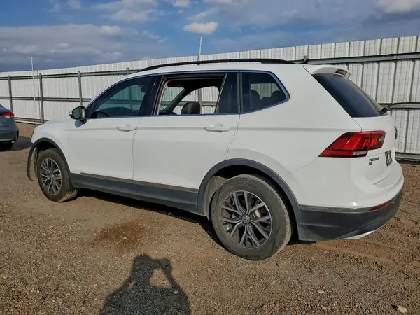 3VV3B7AX8LM015344 2020 VOLKSWAGEN TIGUAN - Image 2