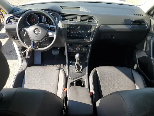3VV3B7AX8LM061241 2020 VOLKSWAGEN TIGUAN - Image 8