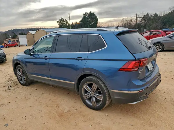 3VV3B7AX8LM061689 2020 VOLKSWAGEN TIGUAN - Image 2