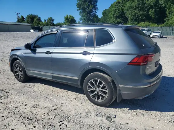 3VV3B7AX8LM065290 2020 VOLKSWAGEN TIGUAN - Image 2