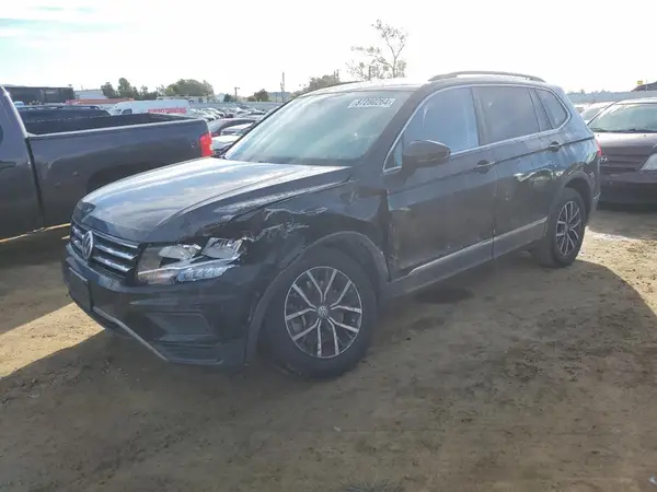 3VV3B7AX8LM071252 2020 VOLKSWAGEN TIGUAN - Image 1