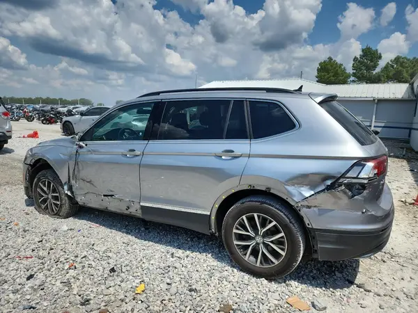 3VV3B7AX8LM097785 2020 VOLKSWAGEN TIGUAN - Image 2