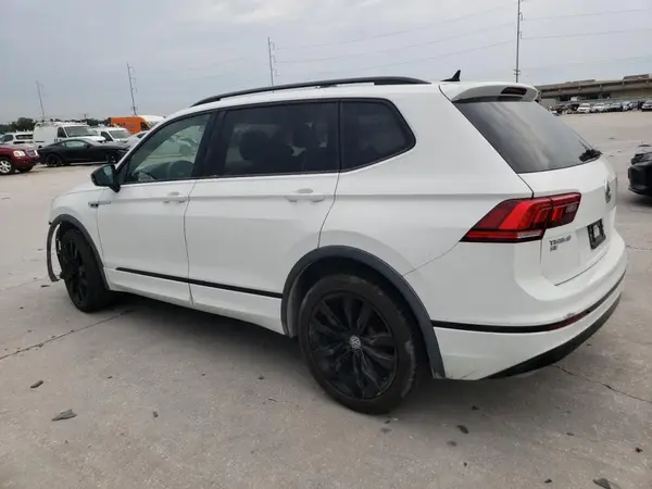 3VV3B7AX8LM160738 2020 VOLKSWAGEN TIGUAN - Image 2