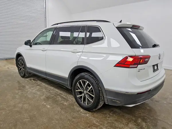 3VV3B7AX8LM182576 2020 VOLKSWAGEN TIGUAN - Image 2