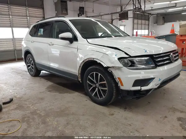3VV3B7AX8MM006676 2021 VOLKSWAGEN TIGUAN - Image 1