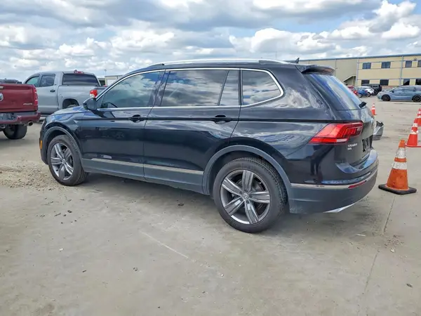 3VV3B7AX8MM009576 2021 VOLKSWAGEN TIGUAN - Image 2