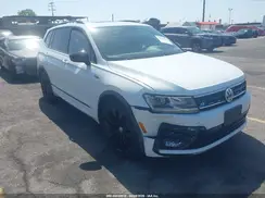 3VV3B7AX8MM020867 2021 VOLKSWAGEN TIGUAN