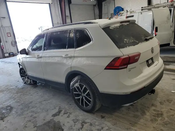 3VV3B7AX8MM026717 2021 VOLKSWAGEN TIGUAN - Image 2