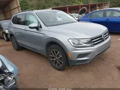 3VV3B7AX8MM049866 2021 VOLKSWAGEN TIGUAN