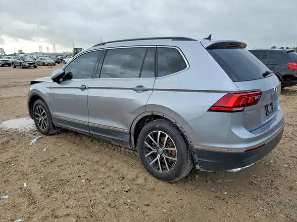 3VV3B7AX8MM065890 2021 VOLKSWAGEN TIGUAN - Image 2