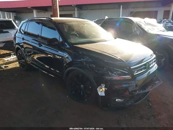 3VV3B7AX8MM082642 2021 VOLKSWAGEN TIGUAN - Image 1