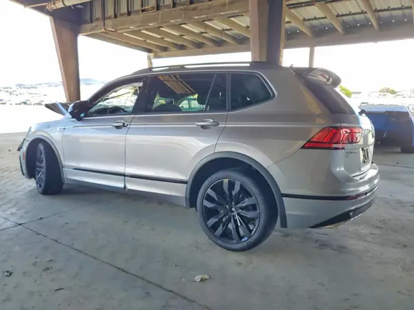 3VV3B7AX8MM101545 2021 VOLKSWAGEN TIGUAN - Image 2