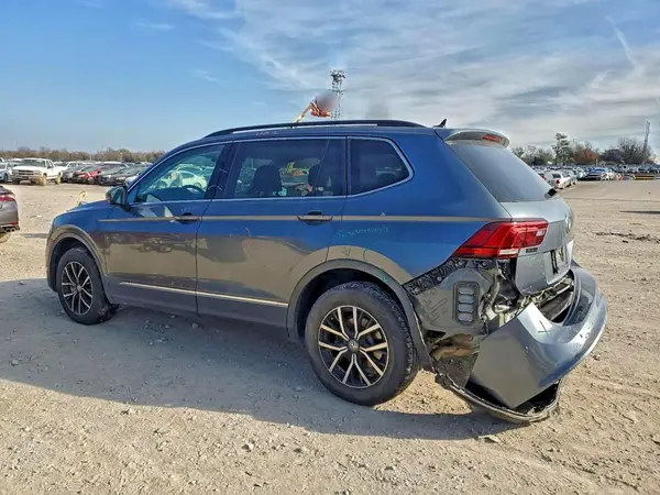 3VV3B7AX8MM103263 2021 VOLKSWAGEN TIGUAN - Image 2