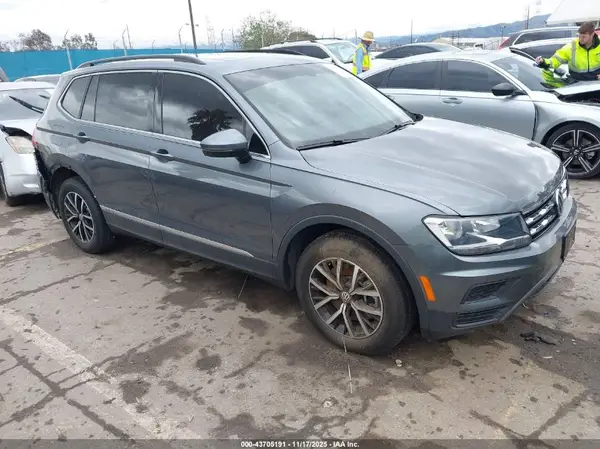 3VV3B7AX8MM107510 2021 VOLKSWAGEN TIGUAN - Image 1