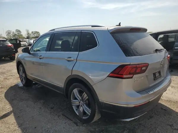 3VV3B7AX8MM115493 2021 VOLKSWAGEN TIGUAN - Image 2