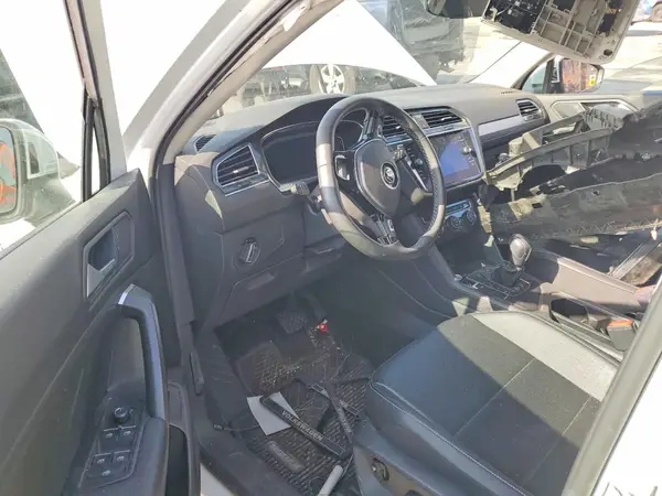 3VV3B7AX8MM137915 2021 VOLKSWAGEN TIGUAN - Image 8