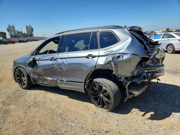 3VV3B7AX8MM144668 2021 VOLKSWAGEN TIGUAN - Image 2
