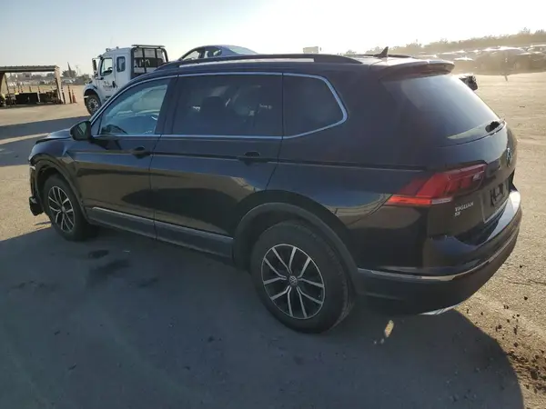 3VV3B7AX8MM157937 2021 VOLKSWAGEN TIGUAN - Image 2