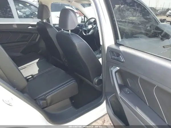 3VV3B7AX8NM025052 2022 VOLKSWAGEN TIGUAN - Image 8