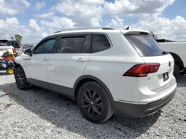 3VV3B7AX8NM056737 2022 VOLKSWAGEN TIGUAN - Image 2
