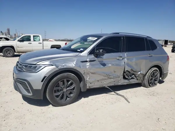 3VV3B7AX8NM059377 2022 VOLKSWAGEN TIGUAN - Image 1