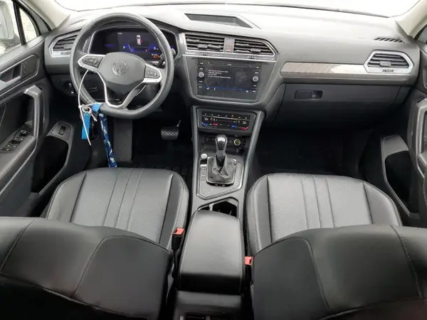 3VV3B7AX8NM067902 2022 VOLKSWAGEN TIGUAN - Image 8