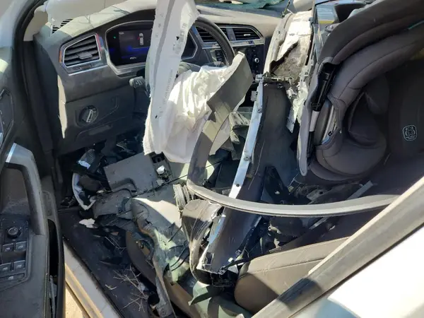 3VV3B7AX8NM079161 2022 VOLKSWAGEN TIGUAN - Image 8
