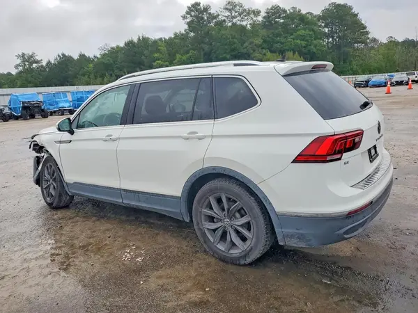 3VV3B7AX8NM093738 2022 VOLKSWAGEN TIGUAN - Image 2