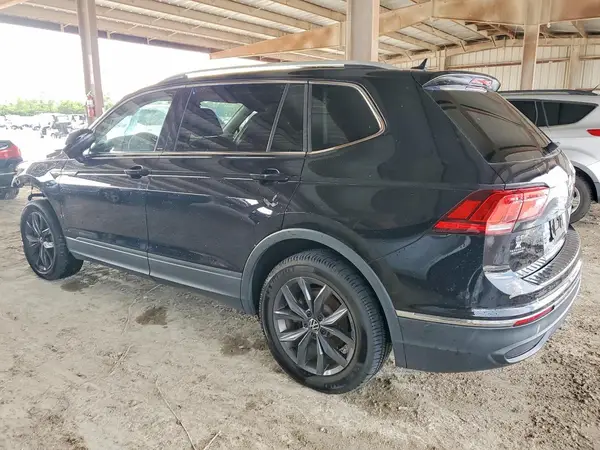 3VV3B7AX8NM094419 2022 VOLKSWAGEN TIGUAN - Image 2