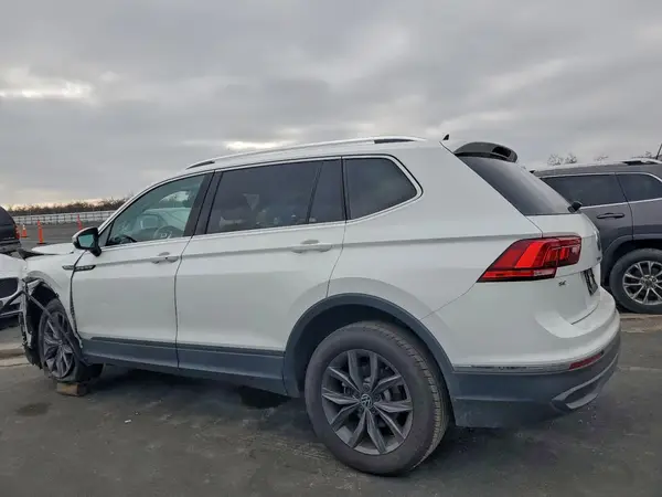 3VV3B7AX8NM095148 2022 VOLKSWAGEN TIGUAN - Image 2