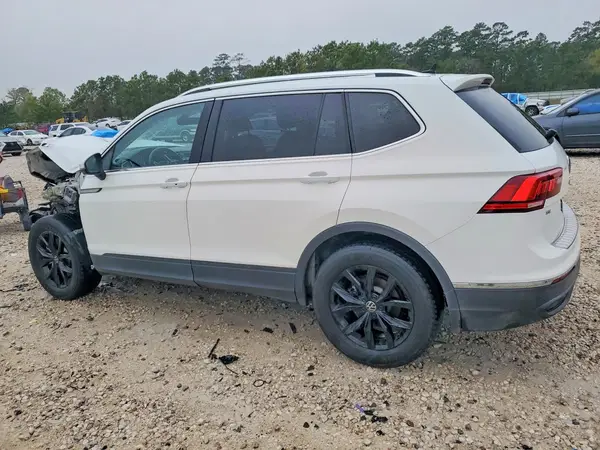 3VV3B7AX8NM104124 2022 VOLKSWAGEN TIGUAN - Image 2