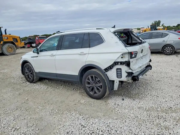 3VV3B7AX8NM167823 2022 VOLKSWAGEN TIGUAN - Image 2