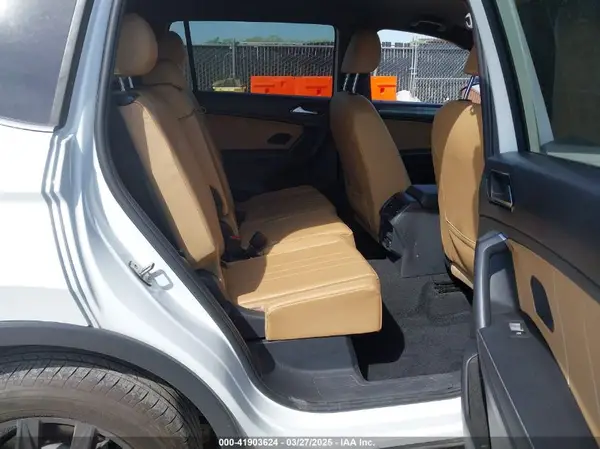 3VV3B7AX8PM020923 2023 VOLKSWAGEN TIGUAN - Image 8