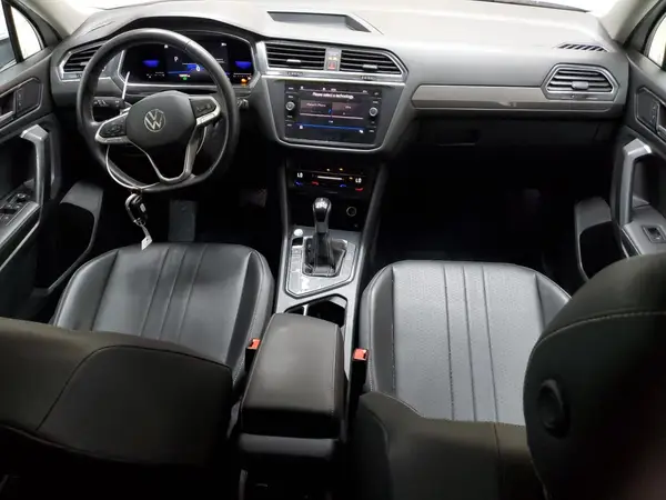 3VV3B7AX8PM041061 2023 VOLKSWAGEN TIGUAN - Image 8
