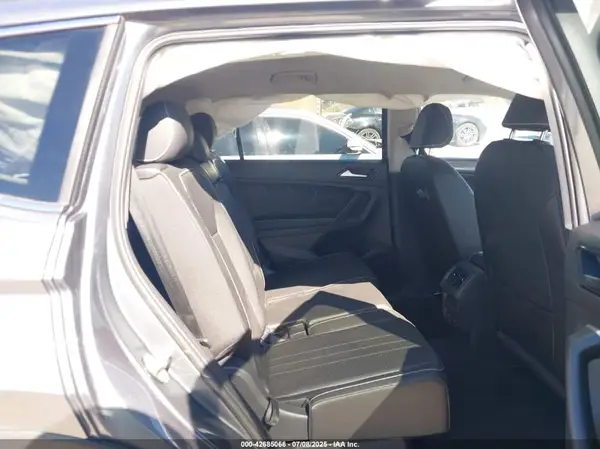3VV3B7AX8PM107883 2023 VOLKSWAGEN TIGUAN - Image 8