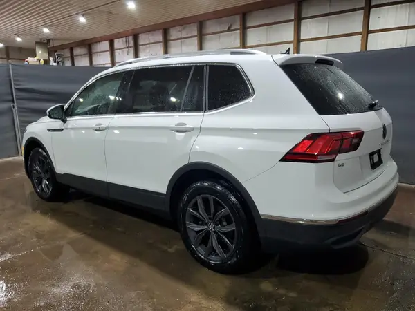 3VV3B7AX8RM030032 2024 VOLKSWAGEN TIGUAN - Image 2
