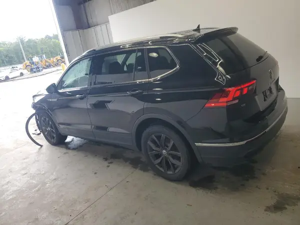 3VV3B7AX8RM129627 2024 VOLKSWAGEN TIGUAN - Image 2