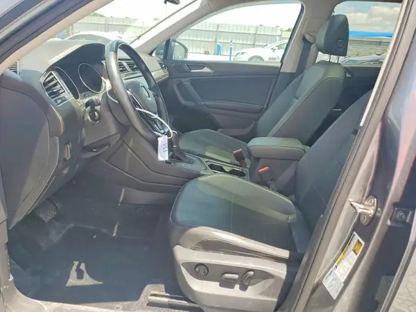 2018 VOLKSWAGEN TIGUAN auction photo 7