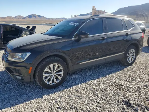 3VV3B7AX9JM023143 2018 VOLKSWAGEN TIGUAN - Image 1