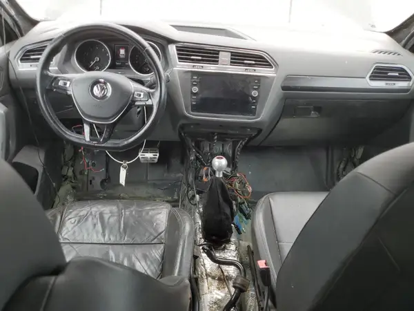 3VV3B7AX9JM024440 2018 VOLKSWAGEN TIGUAN - Image 8