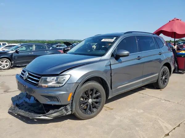 3VV3B7AX9JM026754 2018 VOLKSWAGEN TIGUAN - Image 1