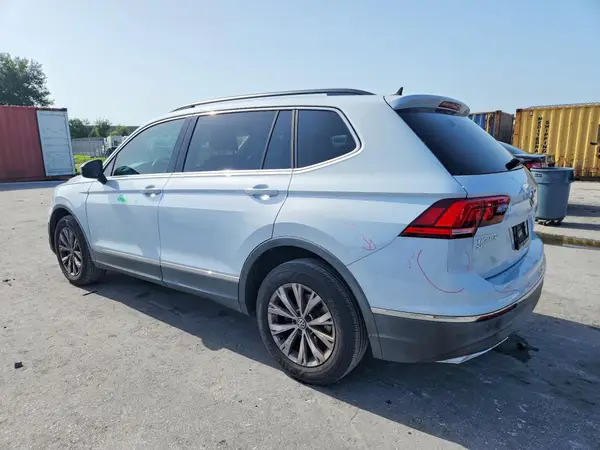 3VV3B7AX9JM038936 2018 VOLKSWAGEN TIGUAN - Image 2