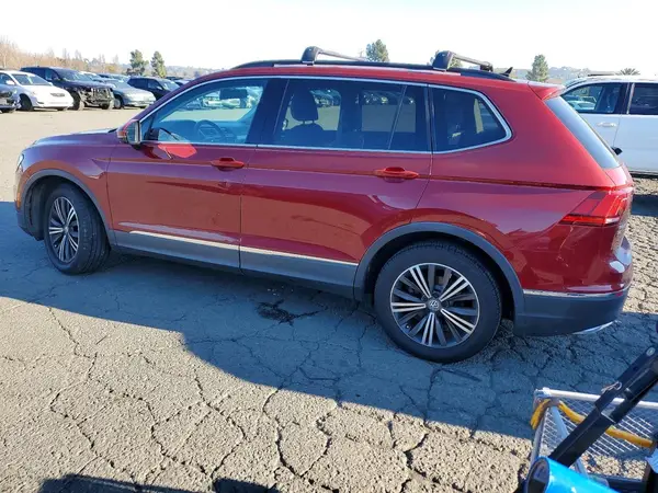 3VV3B7AX9JM039987 2018 VOLKSWAGEN TIGUAN - Image 2