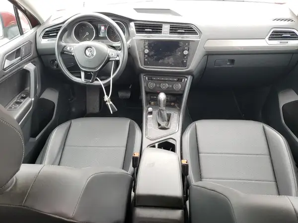 3VV3B7AX9JM040184 2018 VOLKSWAGEN TIGUAN - Image 8