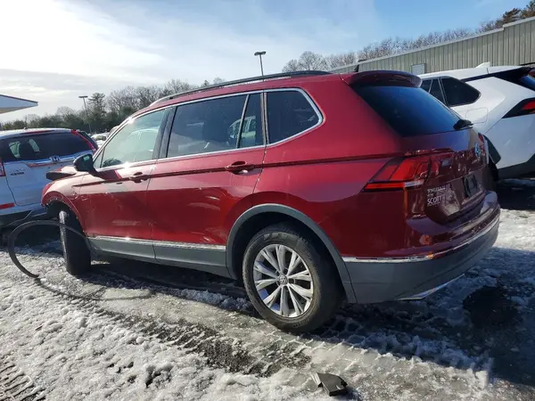 3VV3B7AX9JM050861 2018 VOLKSWAGEN TIGUAN - Image 2
