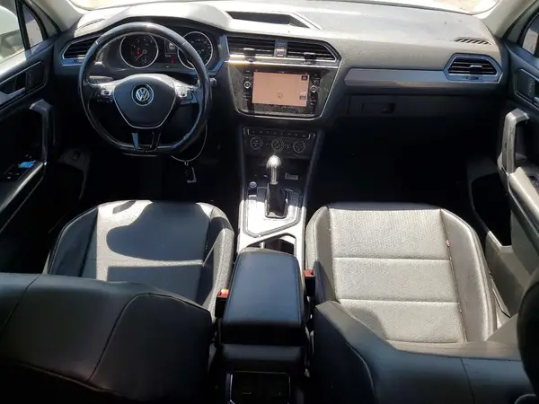 3VV3B7AX9JM061097 2018 VOLKSWAGEN TIGUAN - Image 8