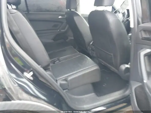 3VV3B7AX9JM068003 2018 VOLKSWAGEN TIGUAN - Image 8