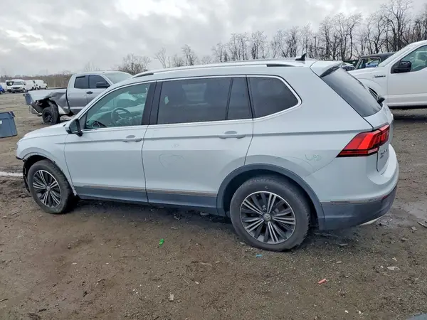 3VV3B7AX9JM068714 2018 VOLKSWAGEN TIGUAN - Image 2